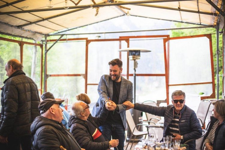 Στα χωριά του ορεινού όγκου ο Ηλιάδης για να φτάσει παντού, δυνατά το μήνυμα του ΠΑΣΟΚ