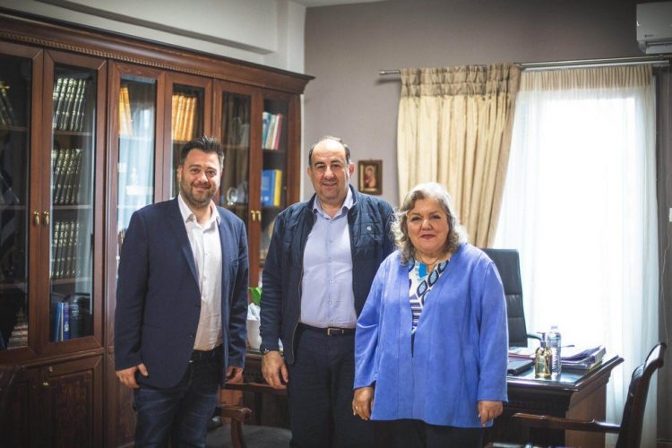 Στις διευθύνσεις εκπαίδευσης και σε υπηρεσίες του δ. Τρικκαίων ο Ηλιάδης με ουσιαστικές επαφές με τους πολίτες