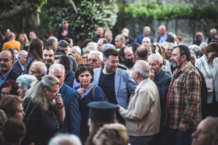 Ένα με τον κόσμο στο Ζάρκο ο Γιώργος Ηλιάδης στο πανηγύρι του χωριού
