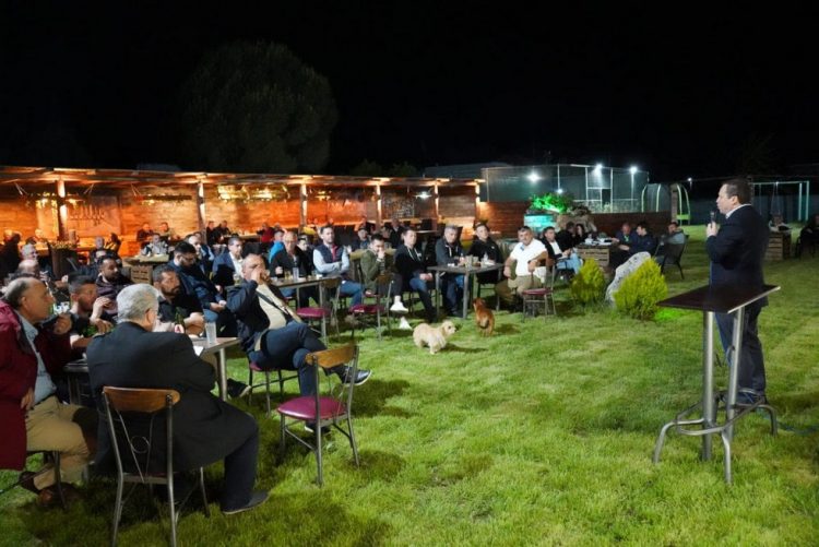 Κοσμοσυρροή στα χωριά των Τρικάλων για τον Θανάση Λιούτα