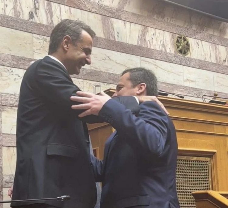 Λιούτας: Σας ευχαριστώ όλες και όλους  για τη μεγάλη τιμή, για τη μεγάλη στήριξη