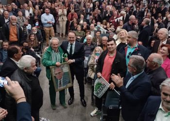«Πράσινο ποτάμι»…. Χιλιάδες κόσμου στην κεντρική πολιτική ομιλία του Γιώργου Οικονόμου