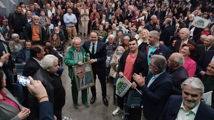 «Πράσινο ποτάμι»…. Χιλιάδες κόσμου στην κεντρική πολιτική ομιλία του Γιώργου Οικονόμου