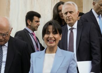 Η Μαρίνα μαγνήτισε τα βλέμματα στην ορκωμοσία της νέας Βουλής
