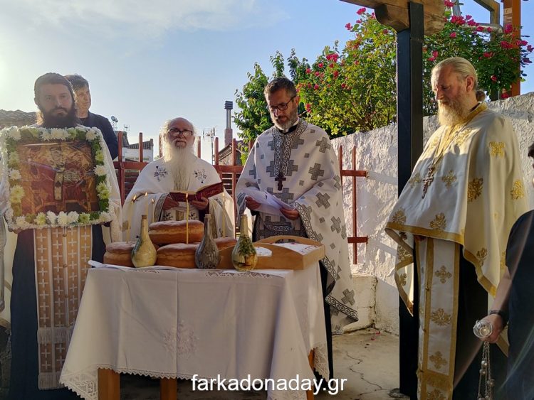 Πανηγυρικός Εσπερινός για τον πολιούχο Άγιο της Φαρκαδόνας