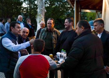 Μέγα πλήθος για τον Κώστα Σκρέκα σε Μεγαλοχώρι, Πατουλία, Χρυσαυγή και Λόγγο