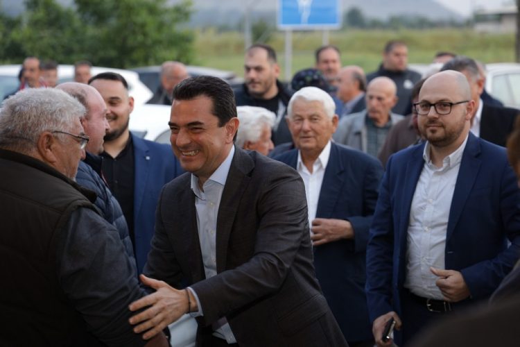 Λαός, παλμός σε πρωτόγνωρη συγκέντρωση για την ΝΔ από τον Κώστα Σκρέκα στη Φαρκαδόνα