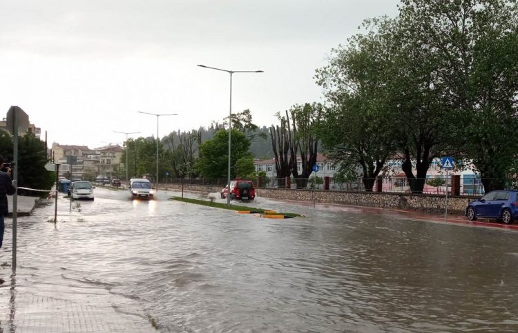 Ξεκινά η καταγραφή ζημιών στις επιχειρήσεις που επλήγησαν από την κακοκαιρία