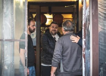 Οι πολίτες δείχνουν Γιάννη Χάιδο στον ΣΥΡΙΖΑ