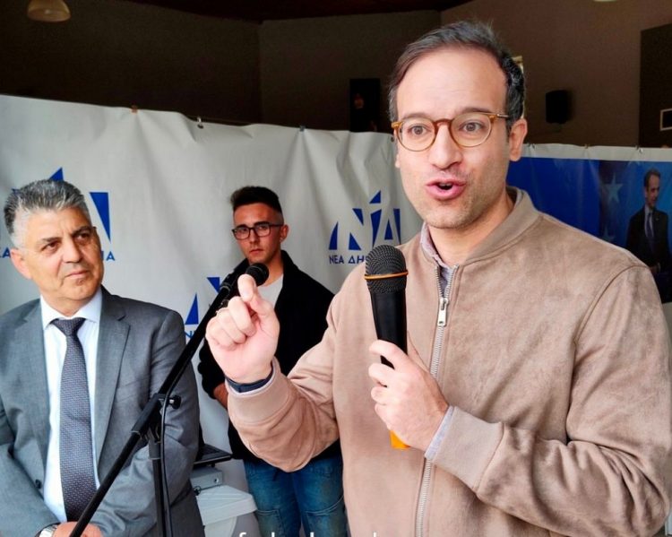 Για το διακύβευμα των εκλογών μίλησε στην Φαρκαδόνα ο Μικέλης Χατζηγάκης