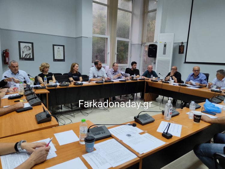 Ομόφωνο ψήφισμα του Δημοτικού Συμβουλίου Φαρκαδόνας για τις πλημμύρες
