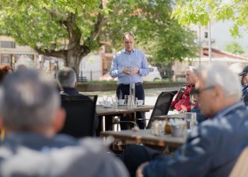 Η Ελλάδα χρειάζεται σοβαρή και ισχυρή αντιπολίτευση