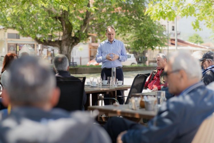 Η Ελλάδα χρειάζεται σοβαρή και ισχυρή αντιπολίτευση
