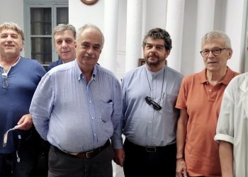 Αγιορείτες  δίνουν αίμα για το Νοσοκομείο Τρικάλων