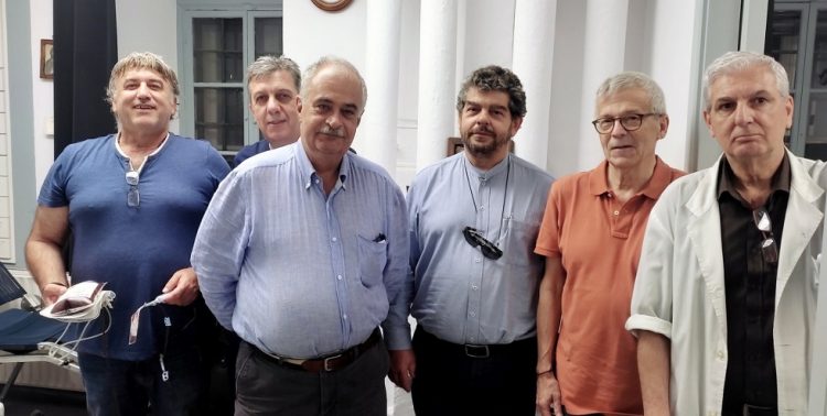 Αγιορείτες  δίνουν αίμα για το Νοσοκομείο Τρικάλων