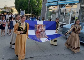 ΓΡΙΖΑΝΟ | Κλήρος και λαός λιτάνευσαν το Ιερό Εικόνισμα της Παναγίας «Η ΕΛΠΙΣ ΤΩΝ ΧΡΙΣΤΙΑΝΩΝ» της «ΓΡΙΖΑΝΙΩΤΙΣΣΑΣ»