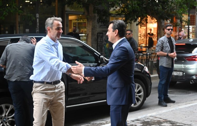 Στον Σκρέκα ο Πρωθυπουργός υπογραμμίζοντας την ξεχωριστή σημασία της ανάπτυξης στον κυβερνητικό σχεδιασμό