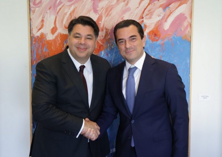 Σκρέκας: «Ακόμη πιο ισχυρή η συνεργασία Ελλάδας – Η.Π.Α. για την ανάπτυξη της ελληνικής οικονομίας»