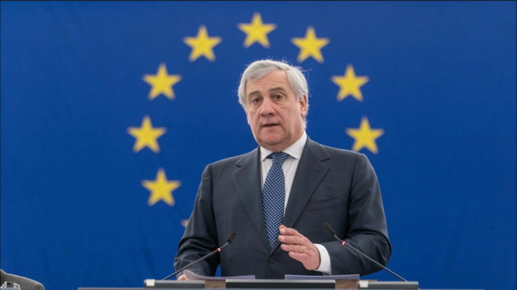 Ο Αντόνιο Ταγιάνι εξελέγη επικεφαλής του «Forza Italia» καλύπτοντας το κενό του Μπερλουσκόνι