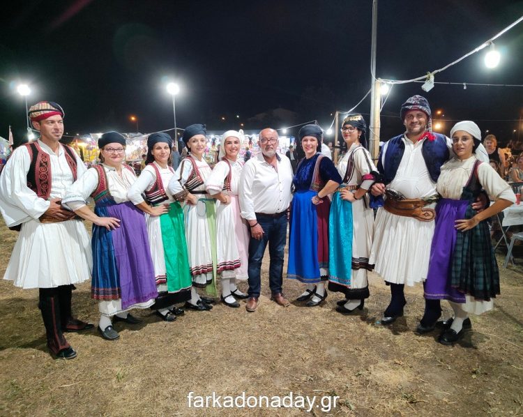 Ο δήμαρχος παίρνει δύναμη από το χωρίο του….