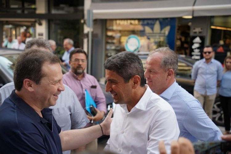 Εφ’ όλης της ύλης η επίσκεψη του Λευτέρη Αυγενάκη στα Τρίκαλα