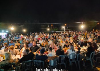 Ξεκίνησε με μεγάλη επιτυχία το «Παζαράκι» της Φαρκαδόνας