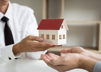 Σε λειτουργία η εφαρμογή για την αυτόματη δήλωση Ε9 στις αγοραπωλησίες ακινήτων.