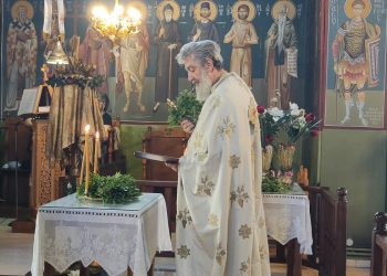 Η Παγκόσμια Ύψωση του Τιμίου και Ζωοποιού Σταυρού στον πλημμυροπαθή  Πετρόπορο