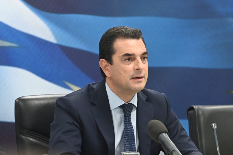 Τέσσερα νέα μέτρα στη μάχη κατά της ακρίβειας ανακοίνωσε ο Υπουργός Ανάπτυξης Κώστας Σκρέκας
