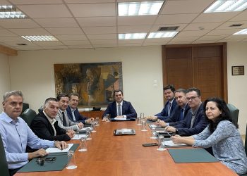 Συνάντηση  Σκρέκα με τους Εμπόρους για την παραγωγική ανασυγκρότηση της Θεσσαλίας
