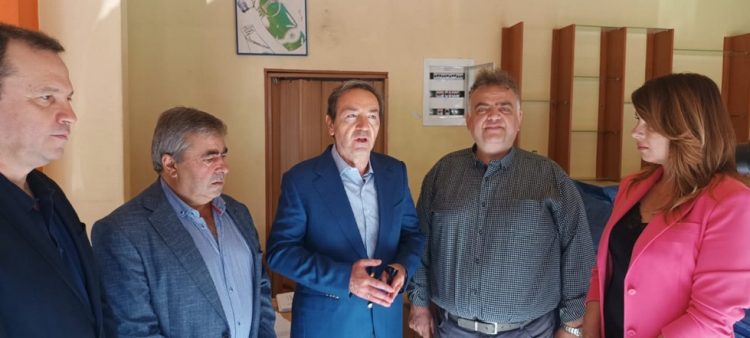 Επίσκεψη του Υφυπουργού Δικαιοσύνης και Βουλευτή Φωκίδας στη Θεσσαλία