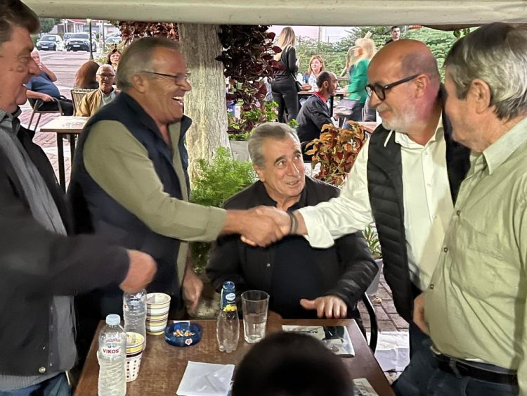 Δυνατό πέρασμα Αγναντή σε Κλοκοτό και Ταξιάρχες με ζεστή υποδοχή από εκατοντάδες δημότες