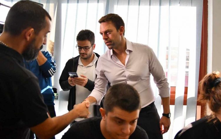 Κασσελάκης: «Εθνικό» το ζήτημα των Τεμπών – «Πρέπει να αποδοθεί πλήρης δικαιοσύνη»