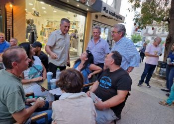 Περιοδεία Κουρέτα στο εμπορικό κέντρο του Βόλου