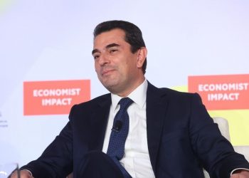 Κώστας Σκρέκας από τον Economist: «Η βιομηχανία σταθερό στήριγμα στην αναπτυξιακή πορεία της ελληνικής οικονομίας»
