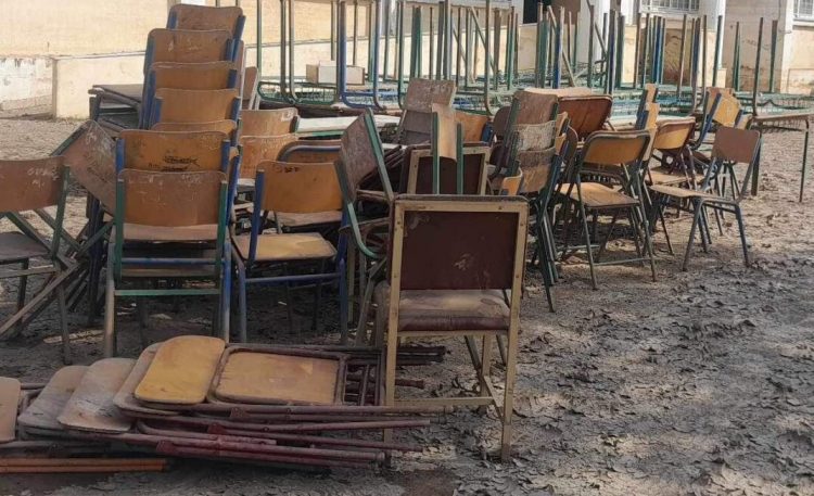 Την επαναλειτουργία όλων των σχολικών μονάδων της Φαρκαδόνας ζητούν γονείς και μαθητές