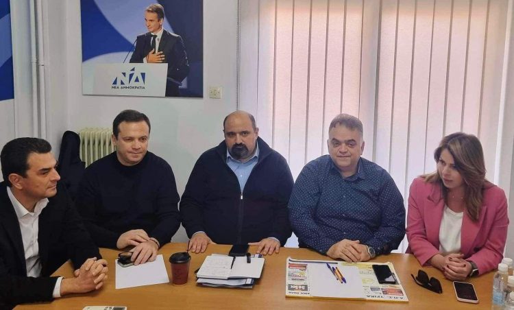 Ο Υφυπουργός Χρήστος Τριαντόπουλος στα γραφεία της ΔΕΕΠ ( ΝΟΔΕ) Τρικάλων.