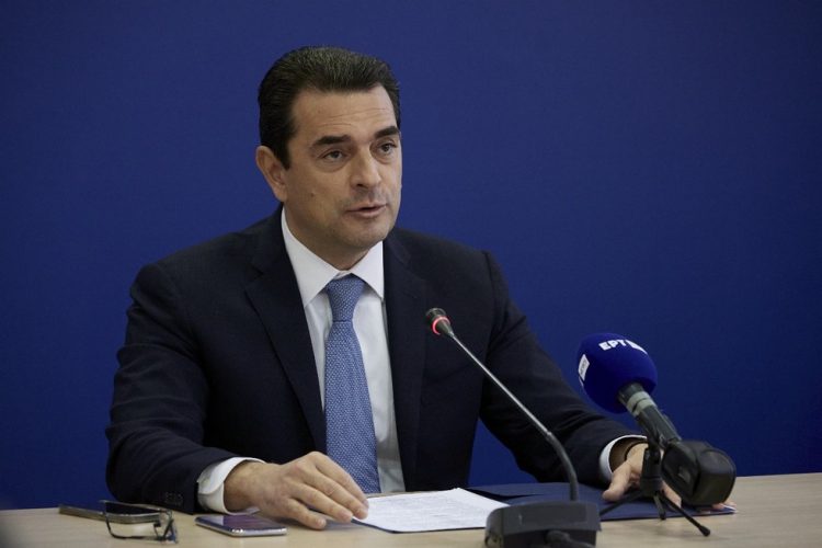 Τον Πρωθυπουργό Κυριάκο Μητσοτάκη υποδέχθηκε στο Υπουργείο Ανάπτυξης ο Σκρέκας