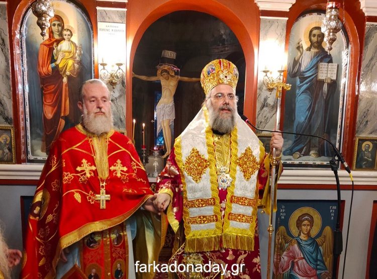 Ο Τρίκκης Χρυσόστομος χειροθέτησε σε Πνευματικό το νέο Αρχιερατικό Επίτροπο Φαρκαδόνας