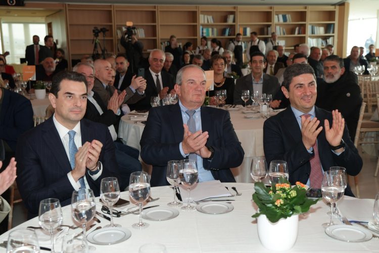 Με τον πρ. Πρωθυπουργό Κ. Καραμανλή ο Σκρέκας στον εταιρικό μετασχηματισμό της Συνεταιριστικής Ασφαλιστικής