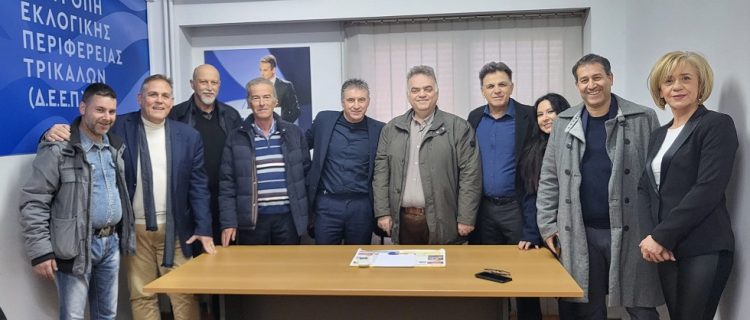 Οι… «γαλάζιοι φρουροί»  υποδέχτηκαν τον Ζαγοράκη στο «στρατηγείο» τους!