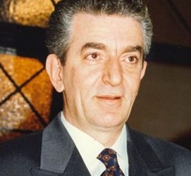 Απεβίωσε ο Γιάννης Βλιώρας
