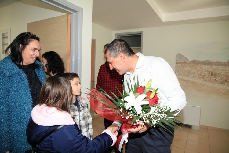 Χαμόγελα, ευχές και αισιοδοξία στην Περιφέρεια