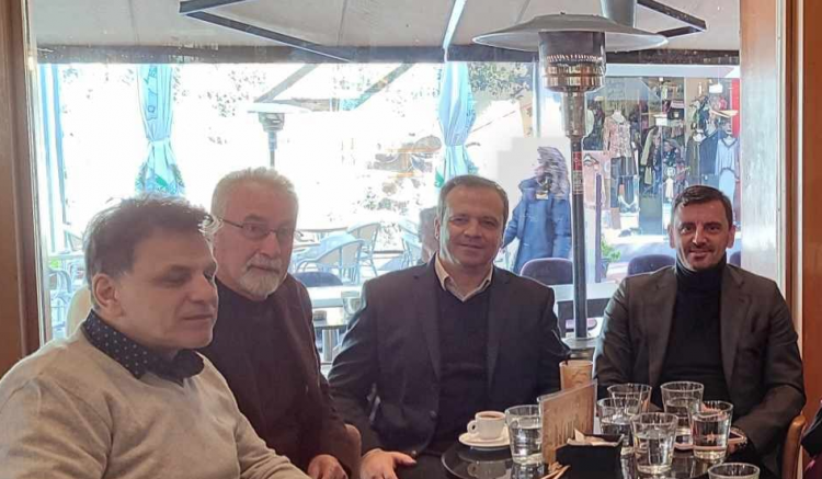 Ο Γακόπουλος δηλώνει παρών!