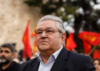 Στο μπλόκο των αγροτών στο Ζάρκο ο Κουτσούμπας την Πέμπτη