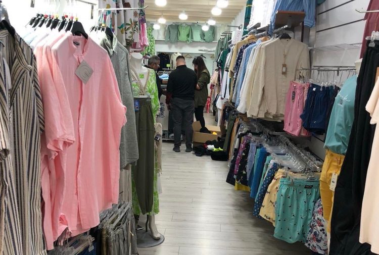 Πρόστιμα 206.500 ευρώ για απομιμητικά προϊόντα που πωλούνταν σε πολύ υψηλές τιμές σε έξι επιχειρήσεις