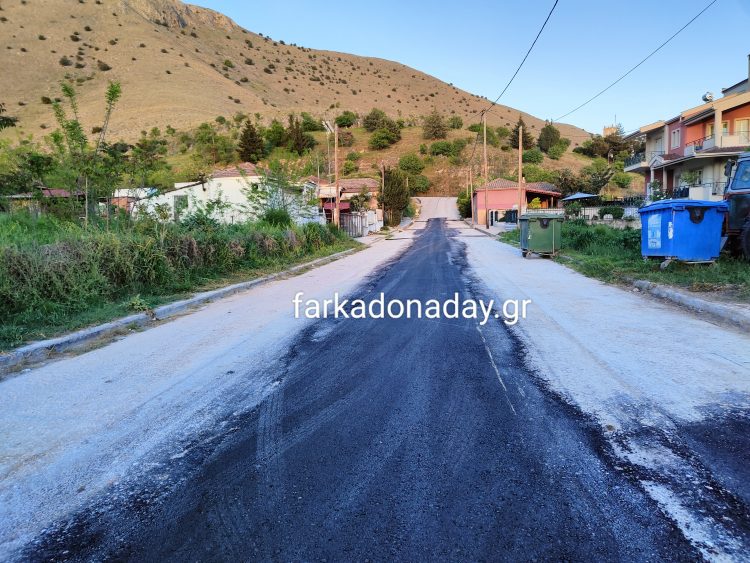 Επιτέλους ασφαλτοστρώνεται η Φαρκαδόνα