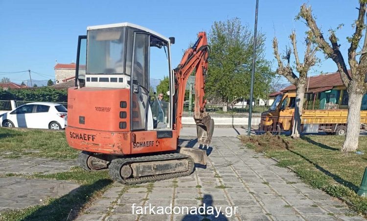 Ξεκίνησαν οι εργασίες ανάπλασης της πλατείας Πετροπόρου