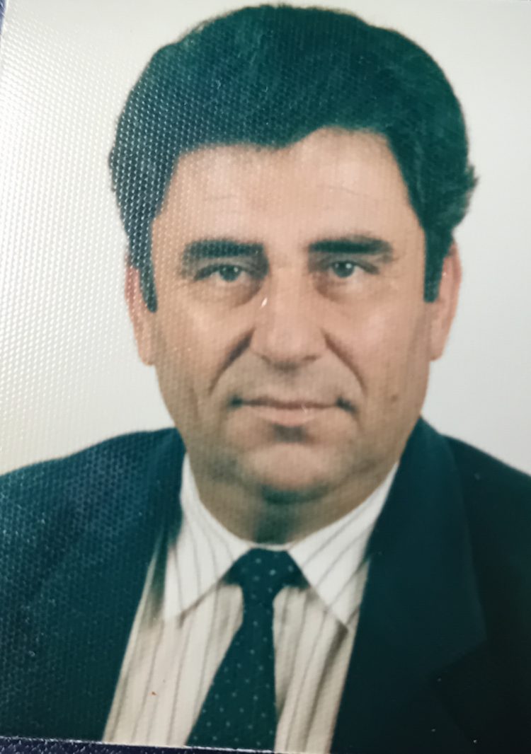 Απεβίωσε ο Ιωάννης Καραμάνος
