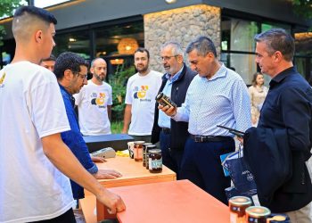 Στις εκδηλώσεις για την Παγκόσμια Ημέρα Μέλισσας  ο Περιφερειάρχης Θεσσαλίας